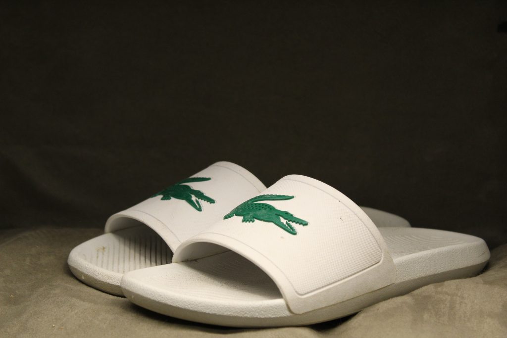 Claquettes Lacoste Blanches